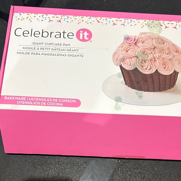 Celebrate It Pink Giant Cupcake Pan - Picture 1 of 3